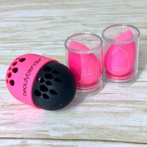 NEW 2 Original Pink Beautyblenders and 1 Blender Defender Pink/Black